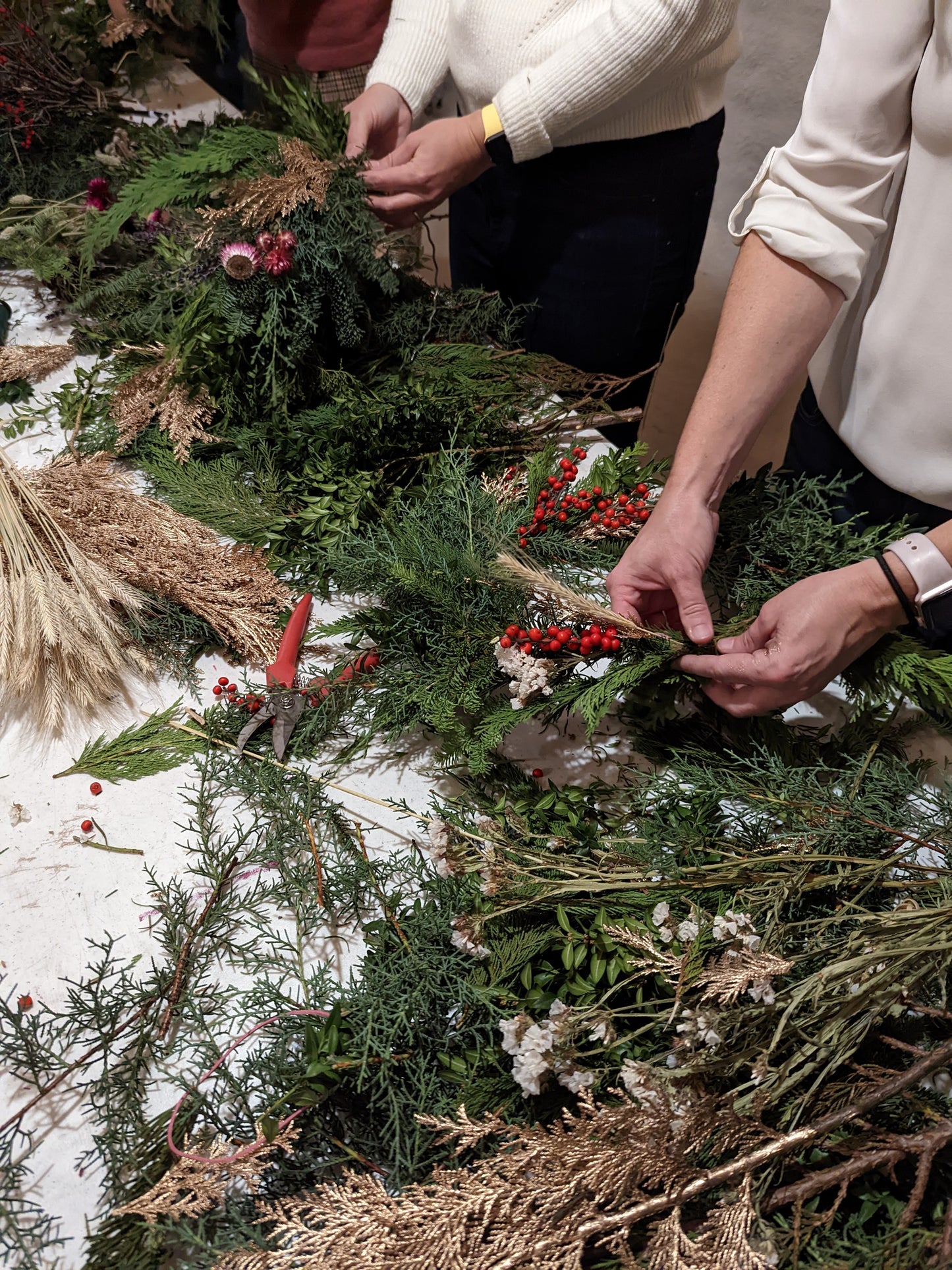 Winter Wreath Workshop - Wednesday, December 10 - At Après in Portland